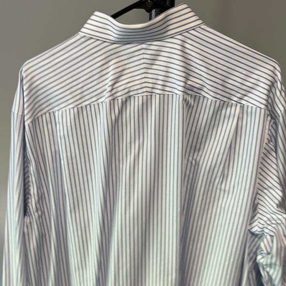 Charles Tyrwhitt Classic Fit Non-Iron Dress Shirt. White blue stripe. 18 neck - Picture 8 of 8